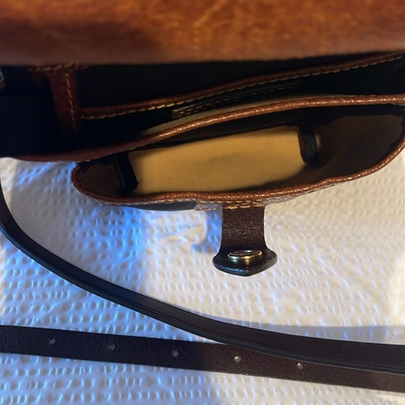 Dooney & Burke “Alto” Saddle Crossbody - Picture 7 of 16